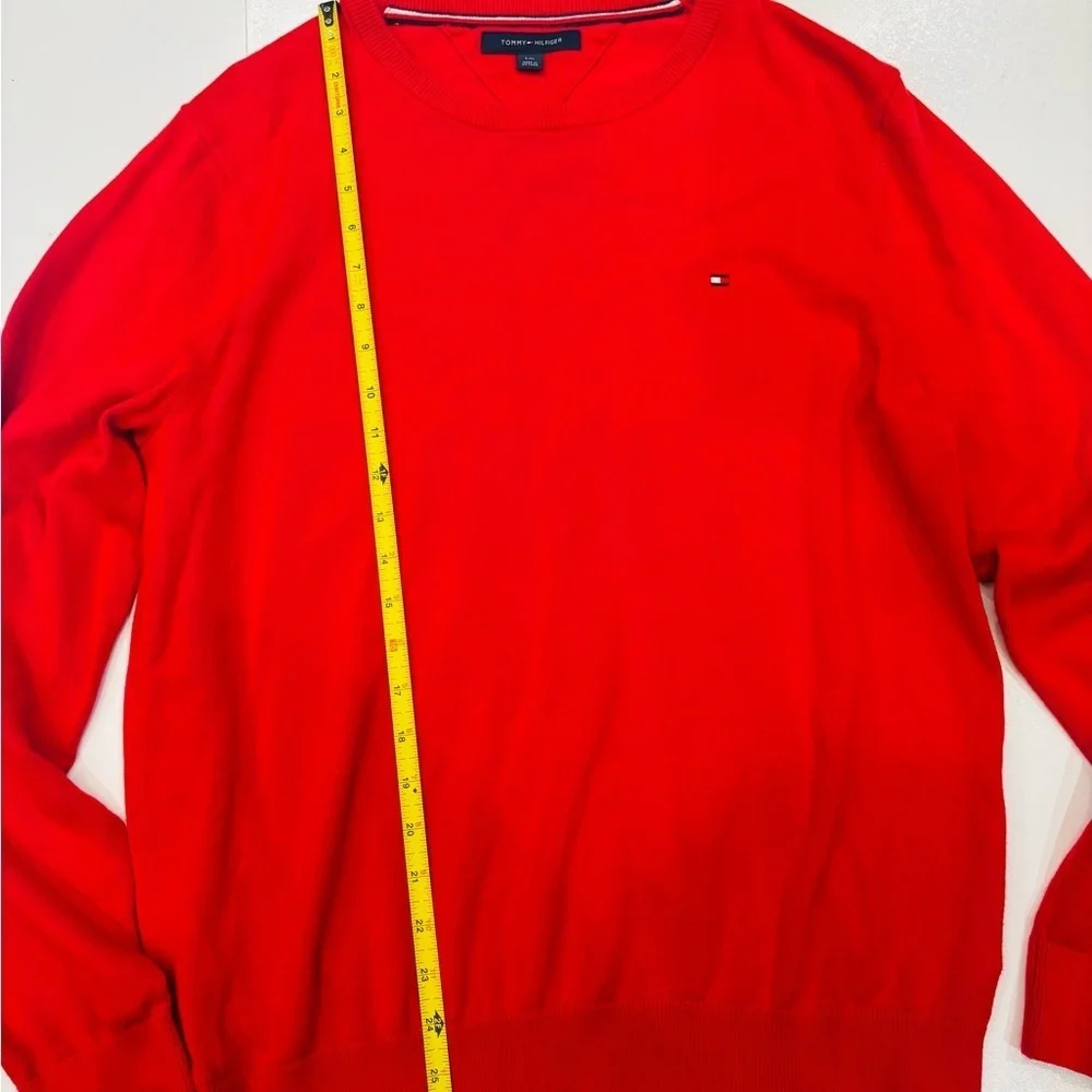 Tommy Hilfiger Men's Vibrant Red Crewneck Sweater size Large Mint condition